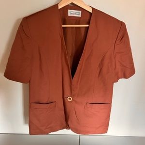 Beautiful vintage pink jacket, size 12-14